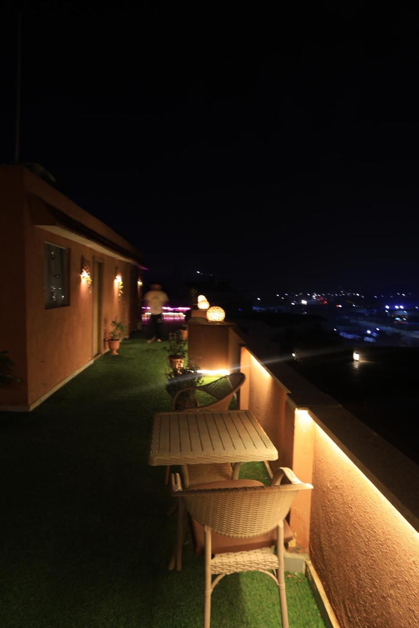 Grand Pyramids In Guest house Giza